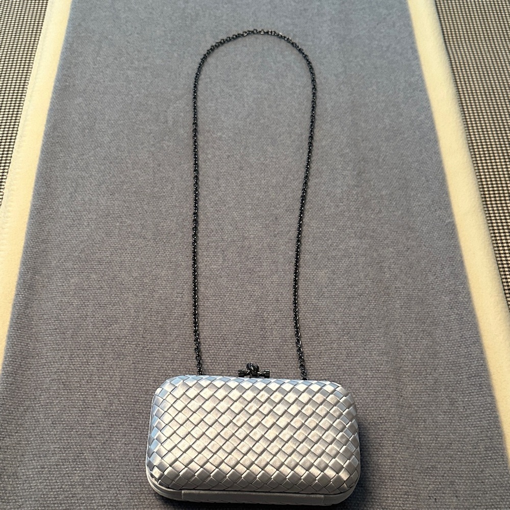 Satin Intrecciato Knot Clutch. - Picture 9 of 10